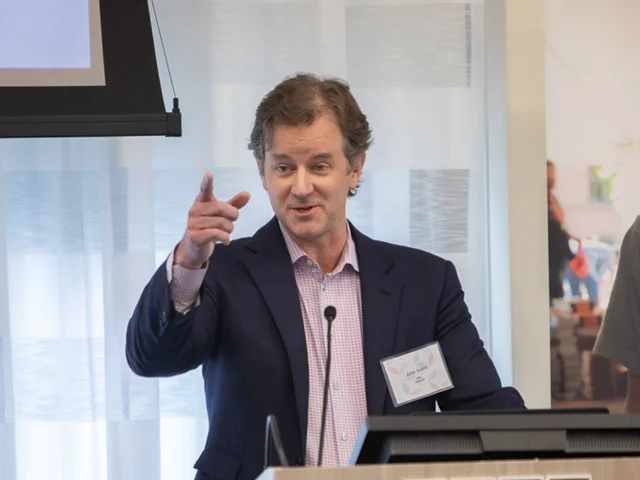 Pizza Hut Chief Executive Officer Artie Starrs Joins First Book Board of Directors